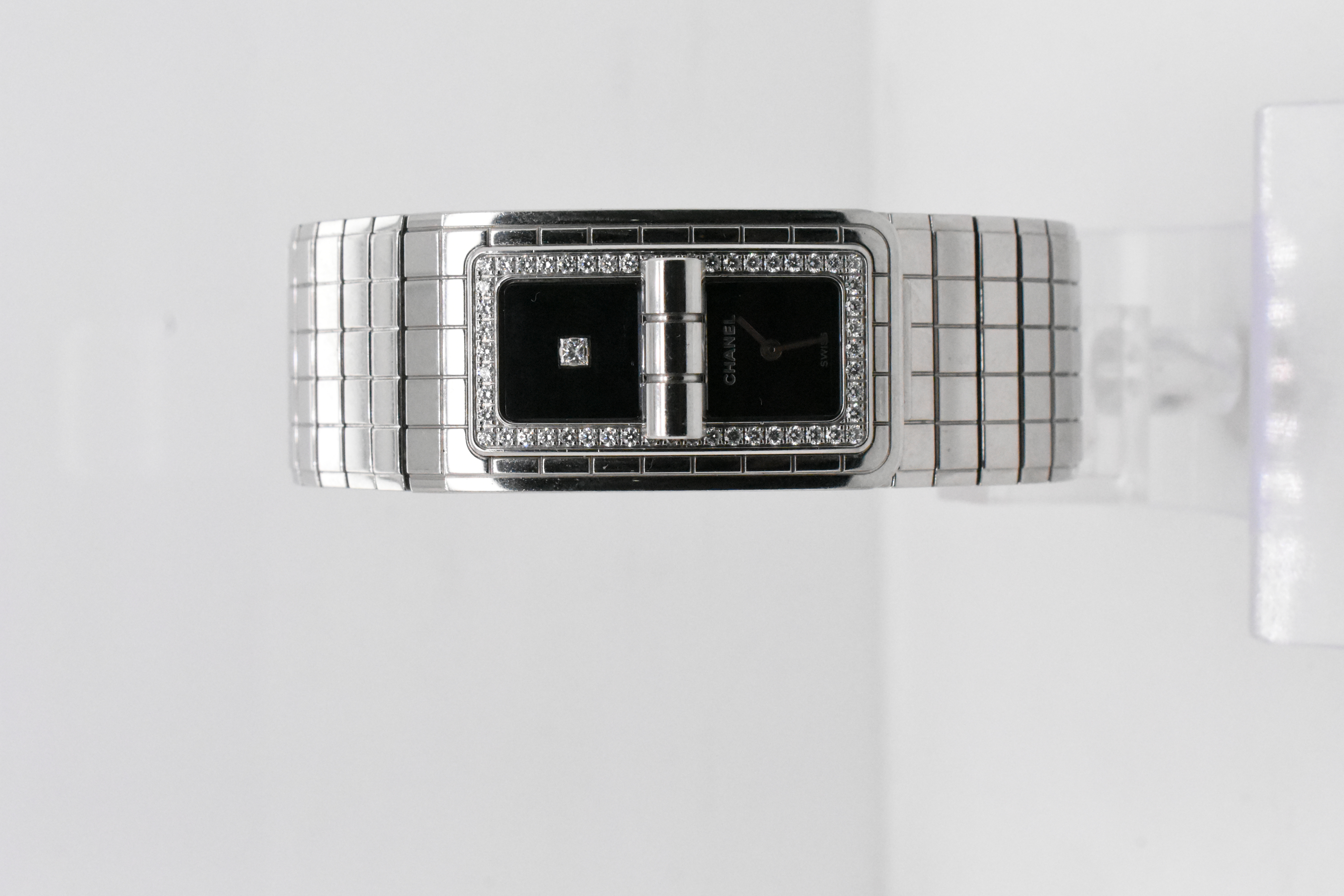 A3902