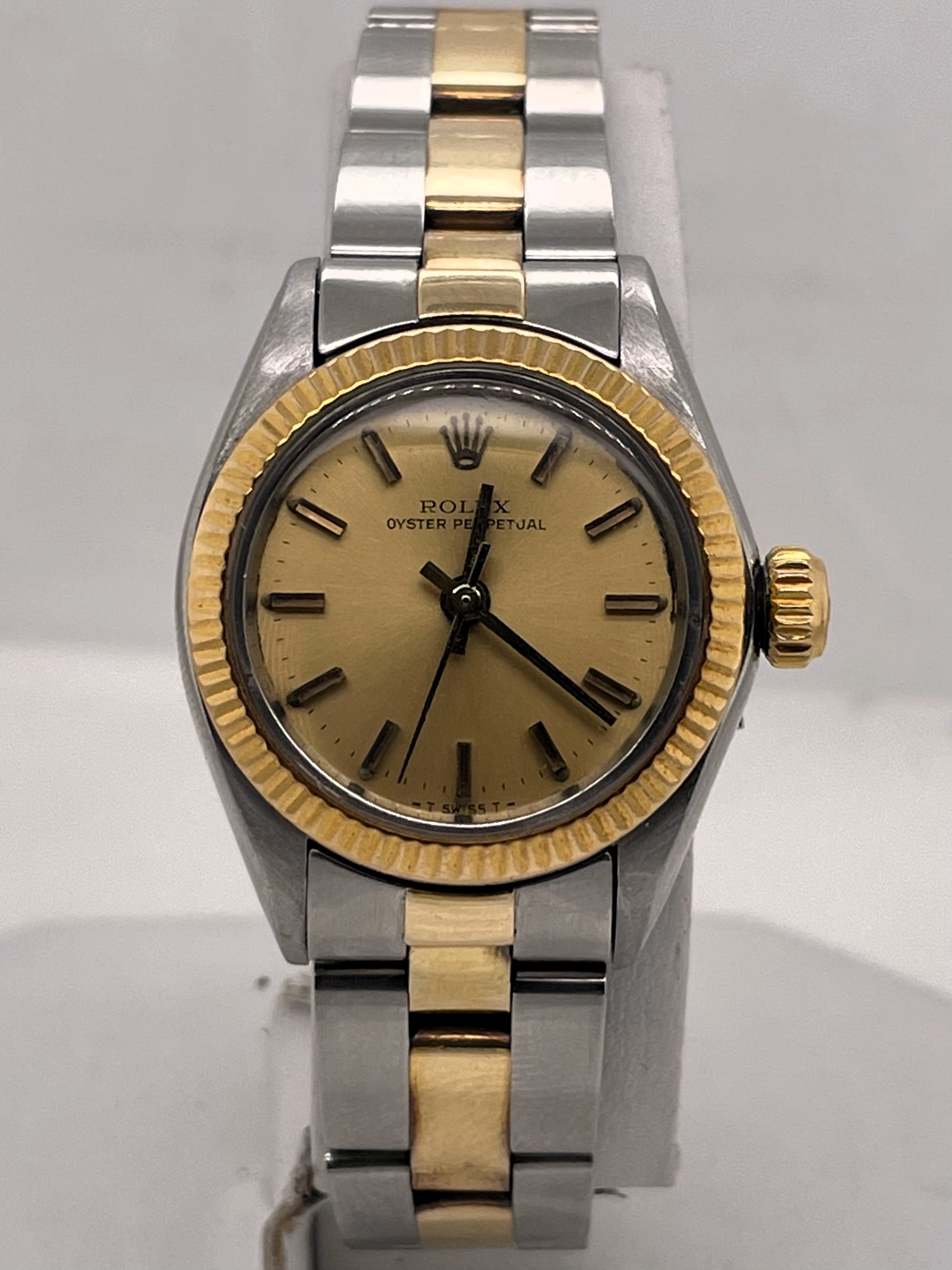A5942