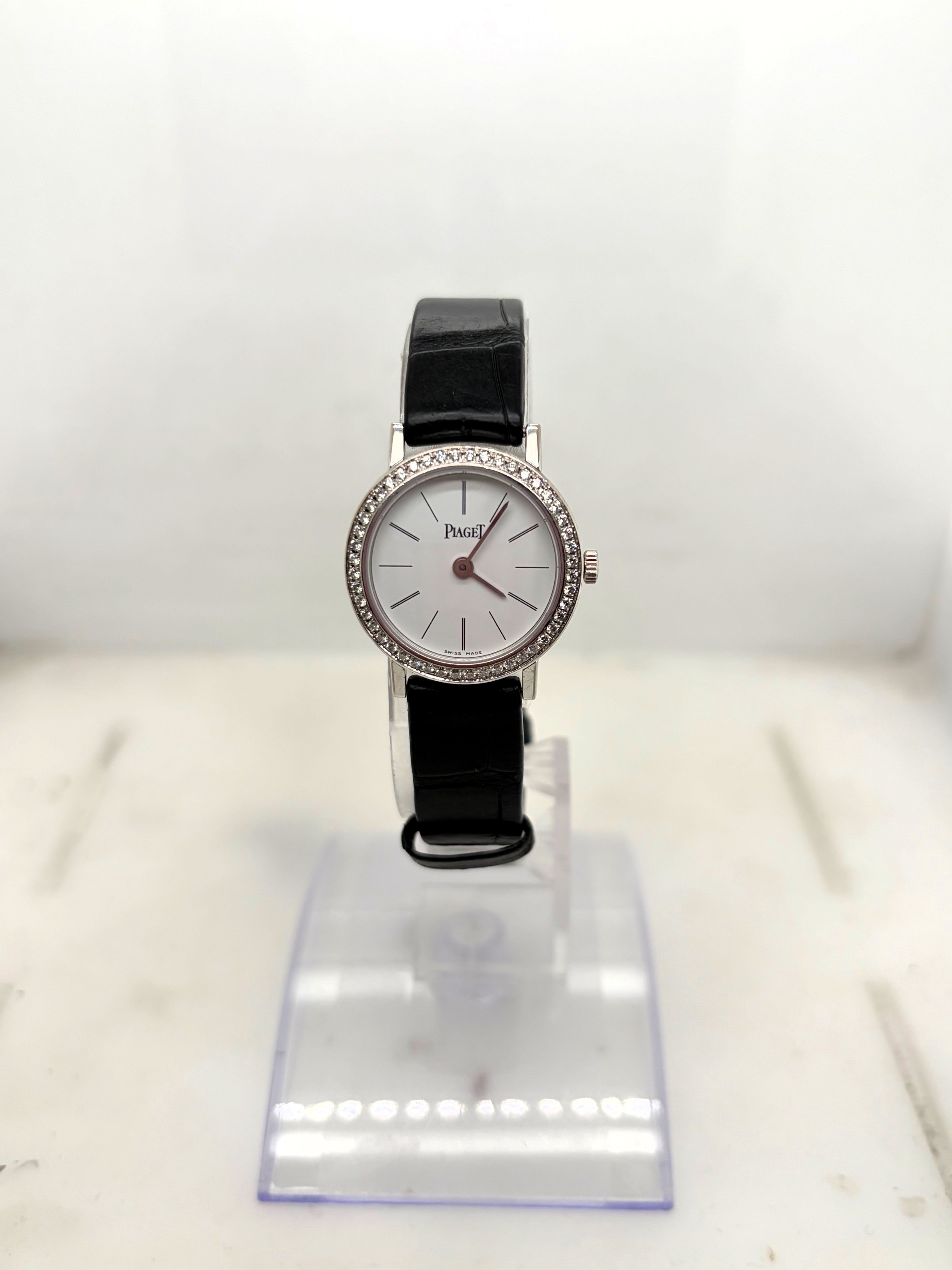 A6825